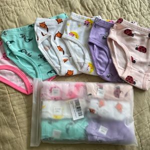 Girls size 4 underwear pack of 6